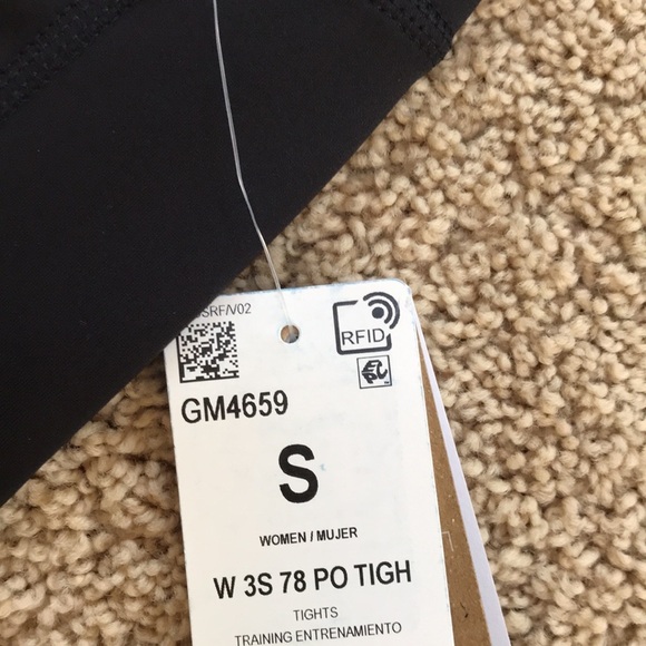 NWT! ADIDAS black Size S 3 stripes 7/8 pocket tights - Picture 7 of 12